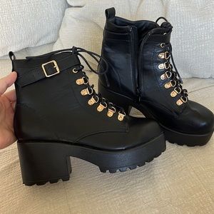 NastyGal Platfrom Leather Lace Up Chunky Boots